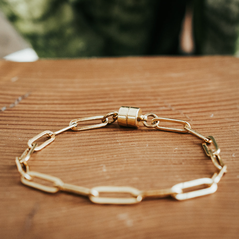 Paperclip Gold Plated Chain Bracelet with Magnet Clasp