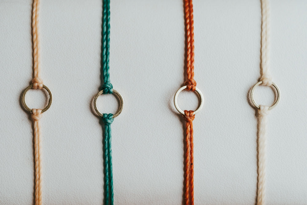 Minimalist Circle String Bracelets | Adjustable