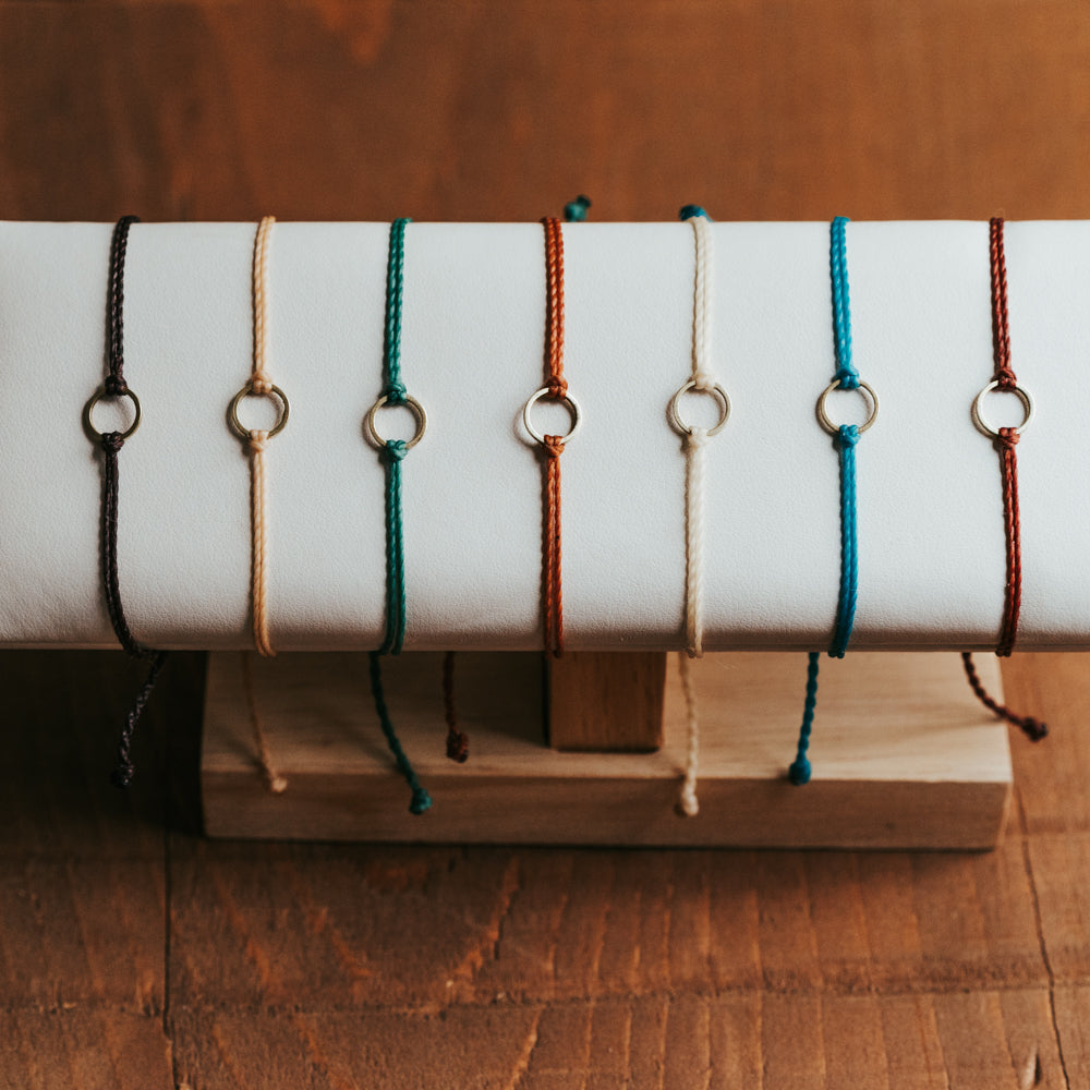 Minimalist Circle String Bracelets | Adjustable