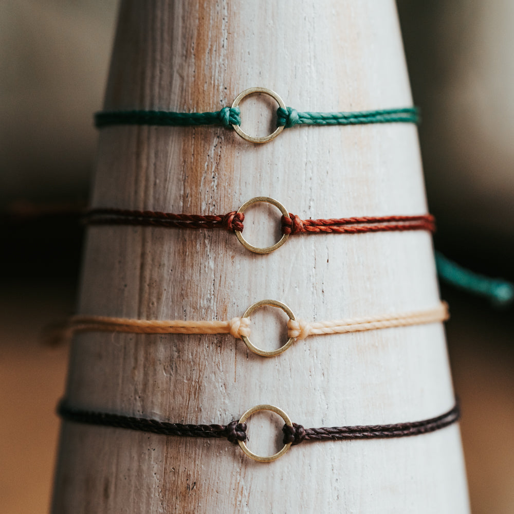 Minimalist Circle String Bracelets | Adjustable