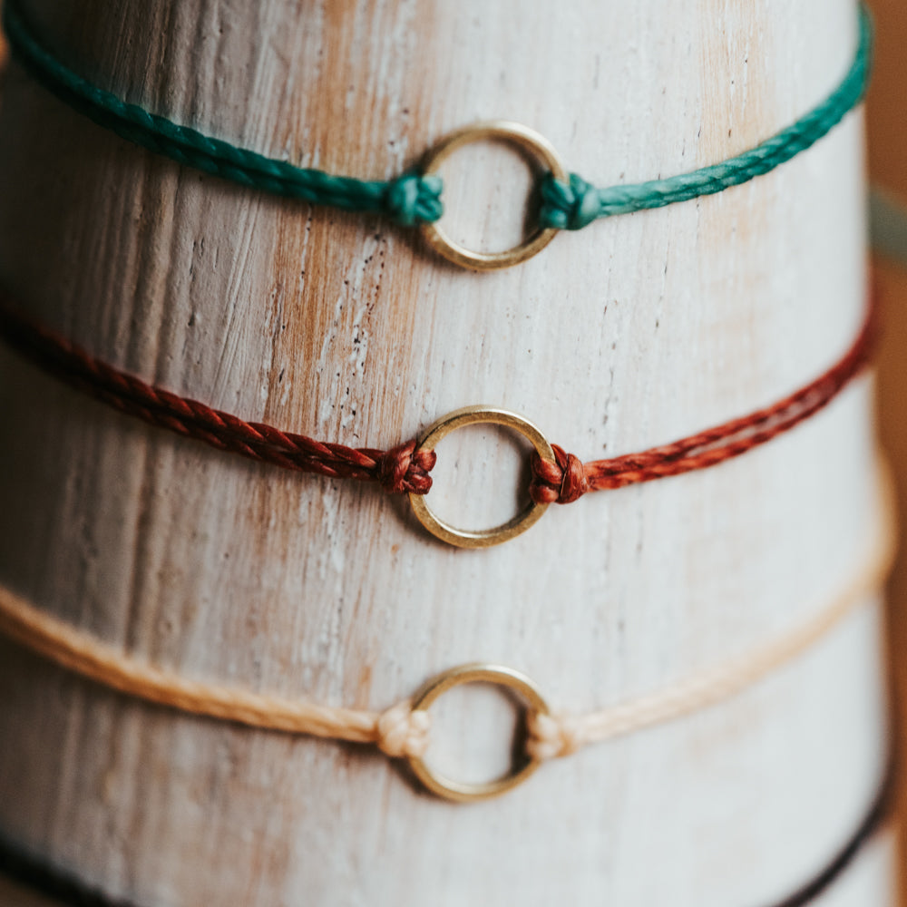 Minimalist Circle String Bracelets | Adjustable