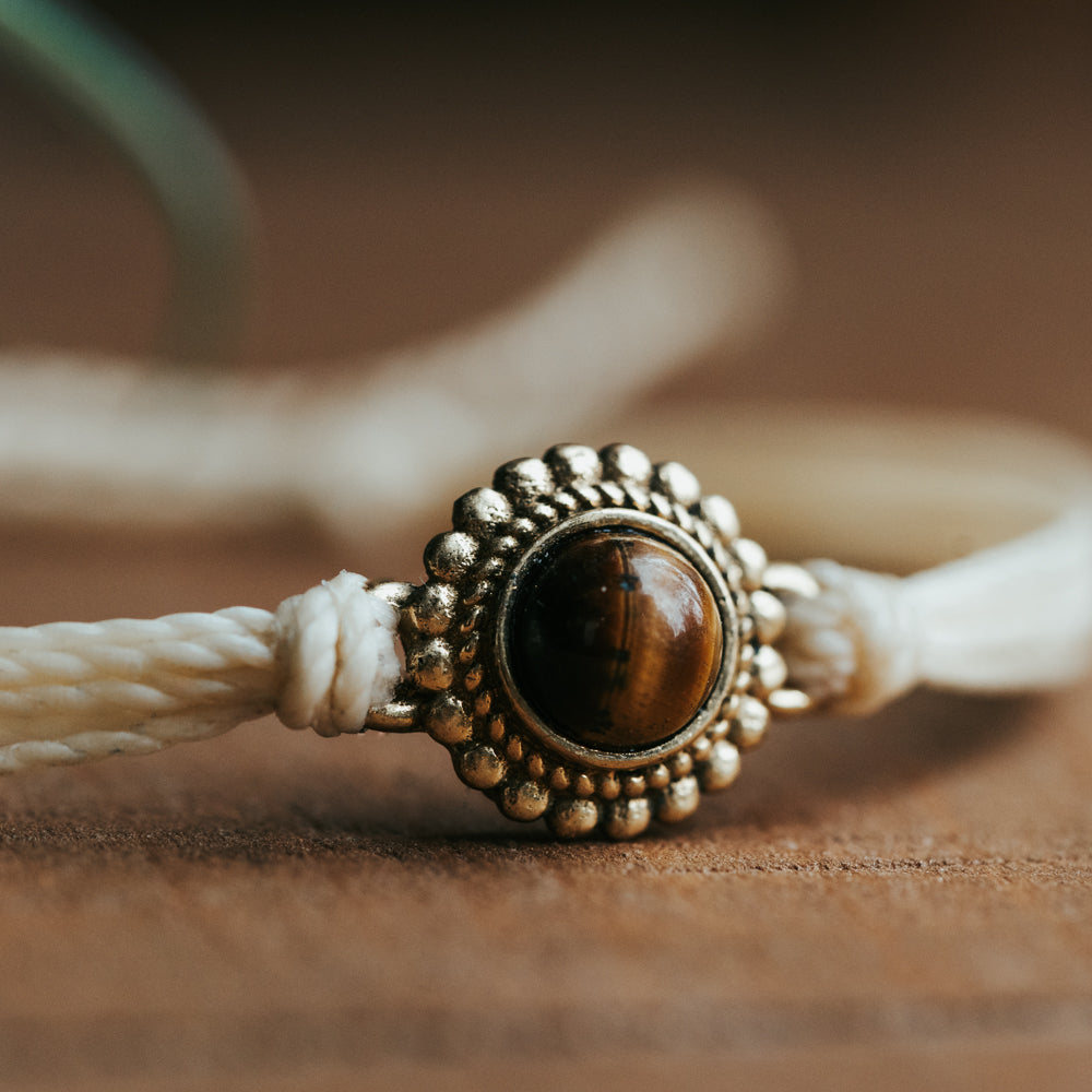 The Moody Gem String Bracelet | Adjustable