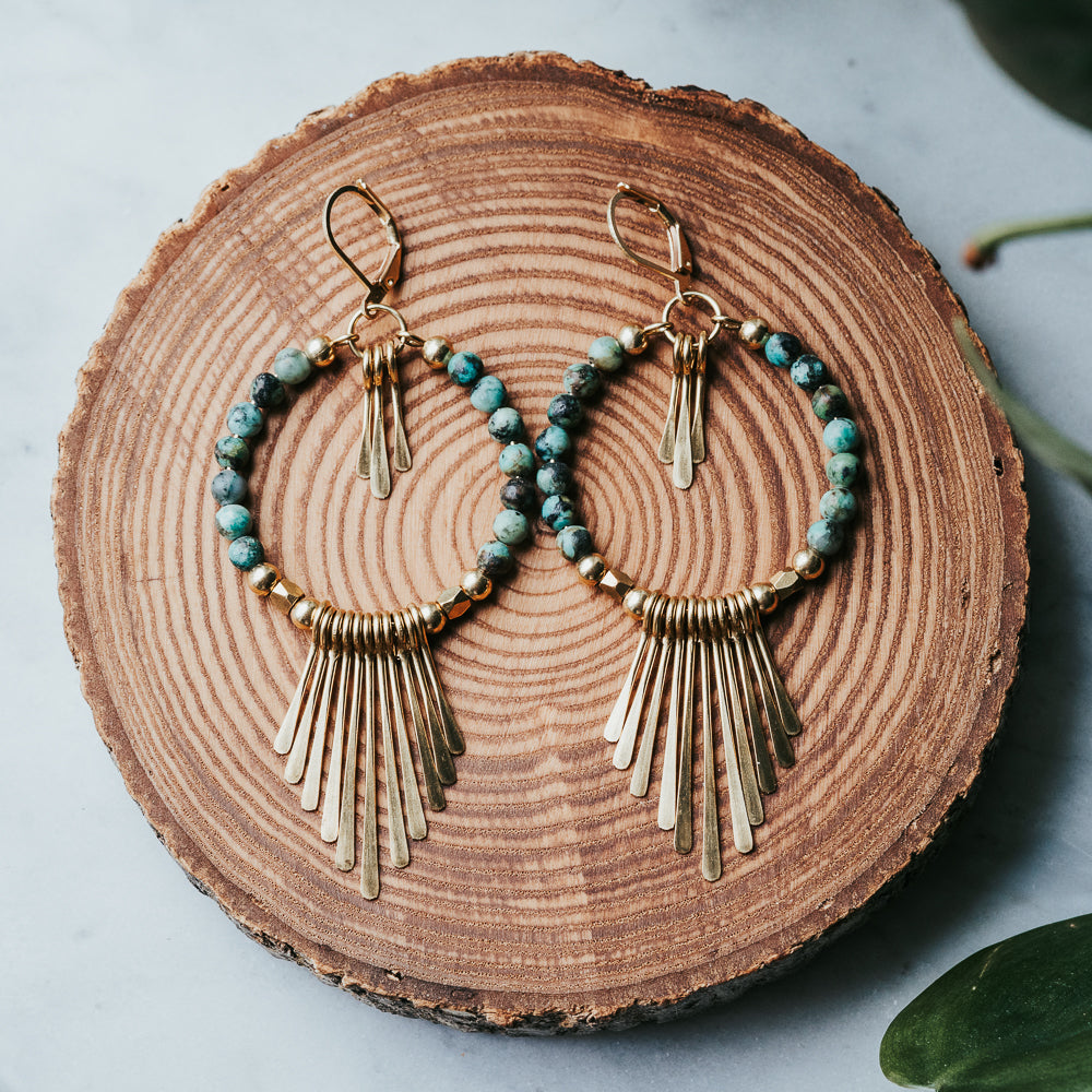 Flecos de la Firma | Pendientes Boho de Turquesa Africana