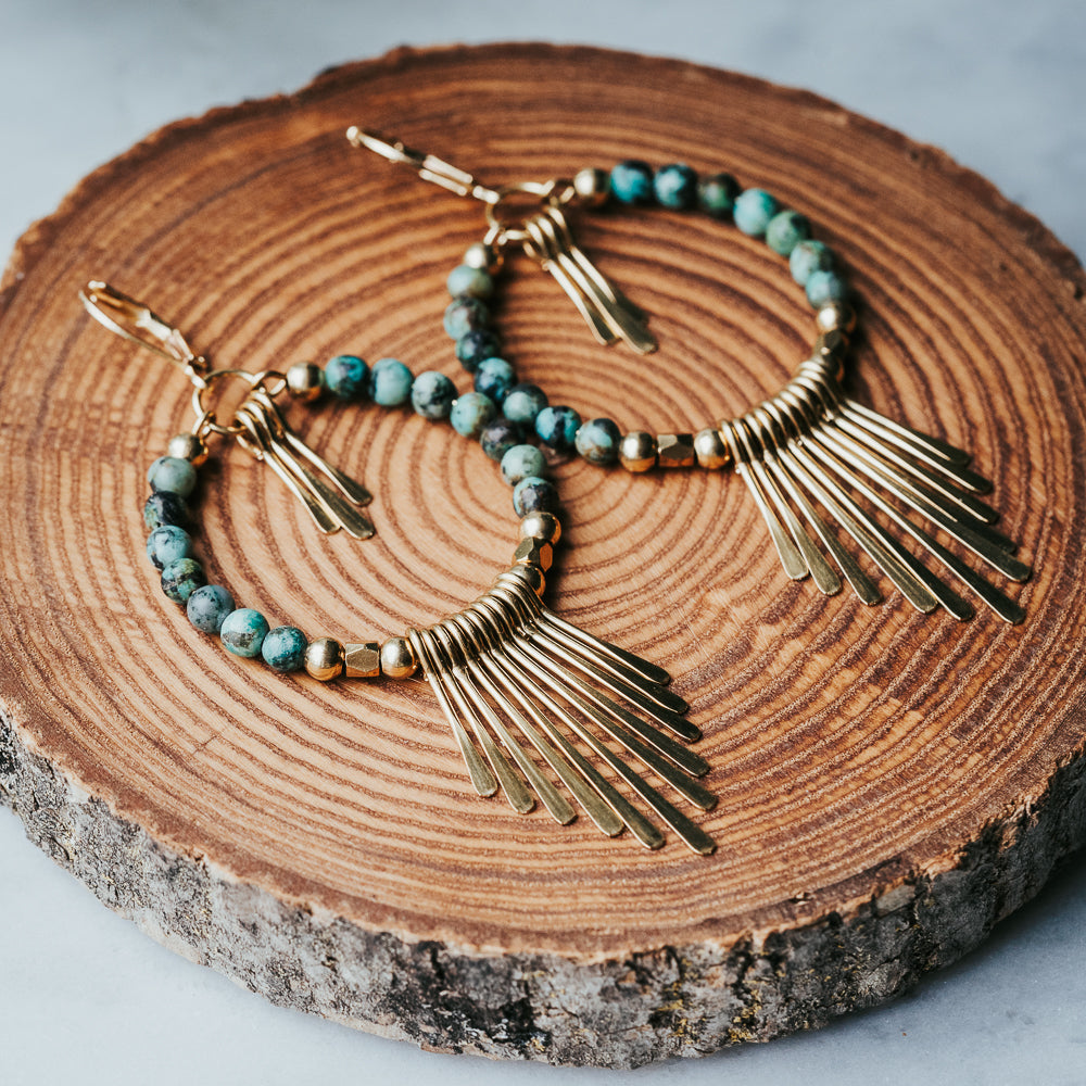 Flecos de la Firma | Pendientes Boho de Turquesa Africana