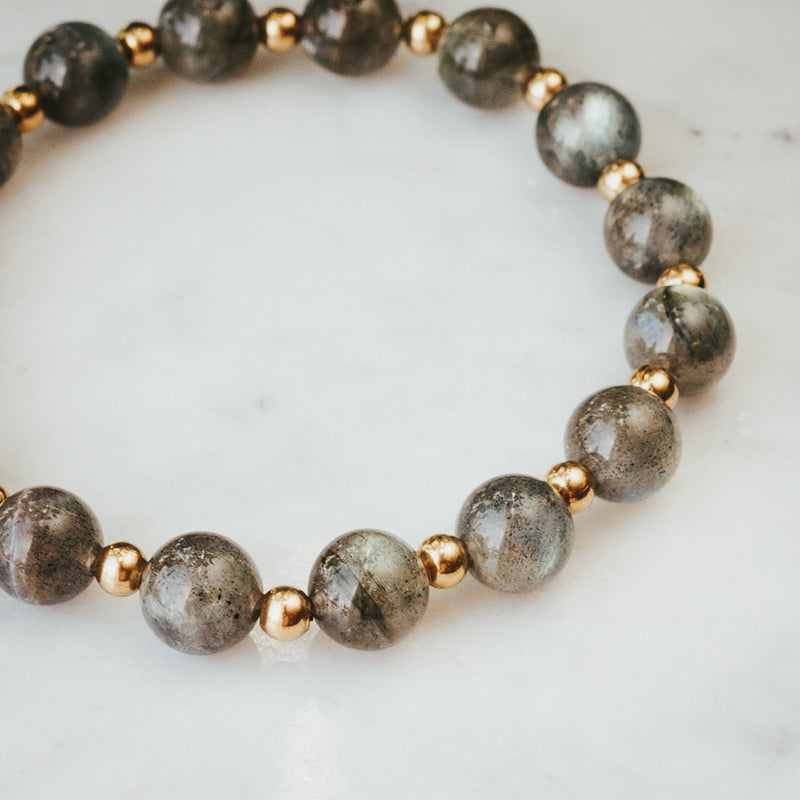 The Pretty Labradorite Gemstone Bracelet