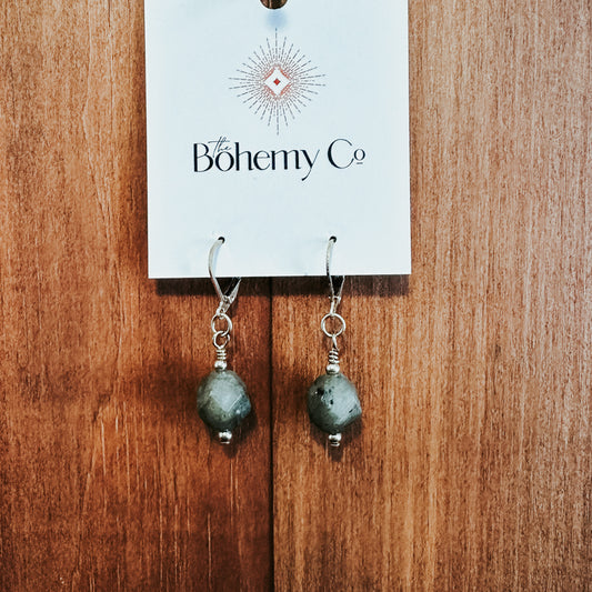 Petite Labradorite Gem Earringsvv