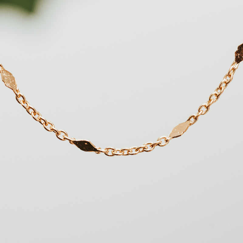 Petite Lozenge Chocker Chain Necklace