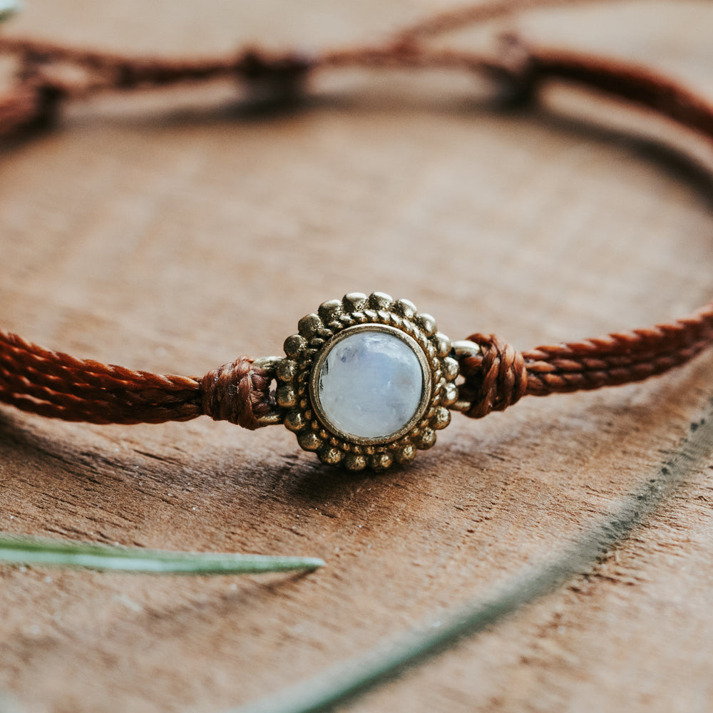 The Moonstone Gem String Bracelet |  Adjustable