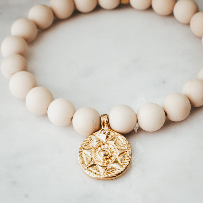 The Sunny Fossil Gemstone Bracelet