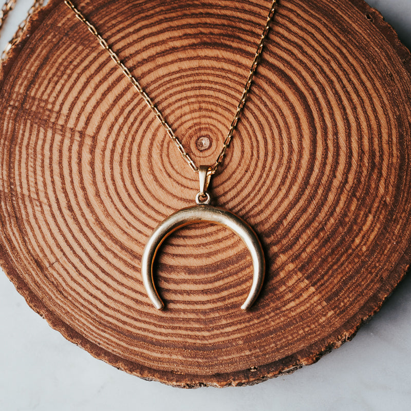 Half Moon | Pendant Necklace
